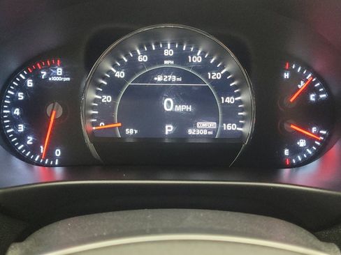 Used 2019 Kia Sorento SX image 23