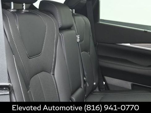 Certified 2026 INFINITI QX60 Luxe AWD/4WD image 10