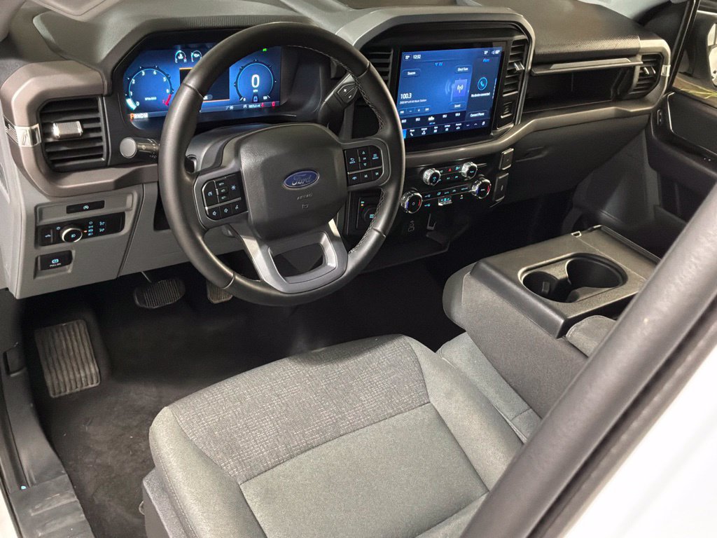 Certified 2025 Ford F150 XLT w/ Equipment Group 301A Standard AWD/4WD image 17
