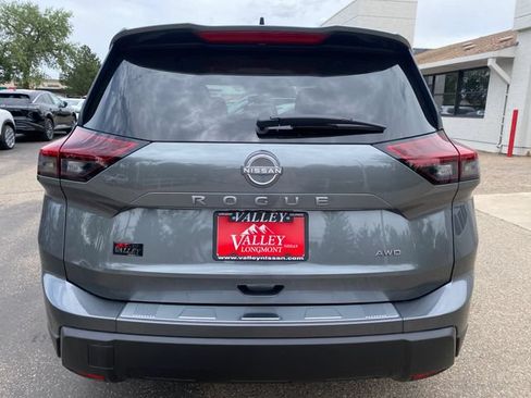 New 2026 Nissan Rogue SV w/ Cold Weather Package AWD/4WD image 4