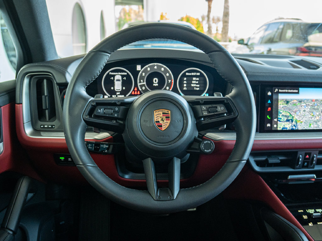 Certified 2026 Porsche Cayenne S AWD/4WD image 16