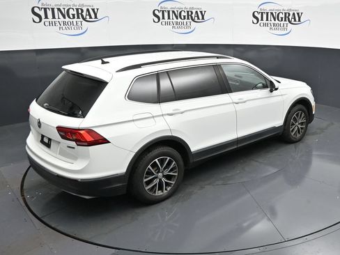 Used 2020 Volkswagen Tiguan SE AWD/4WD image 24