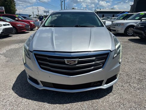 Used 2018 Cadillac XTS Luxury FWD image 2
