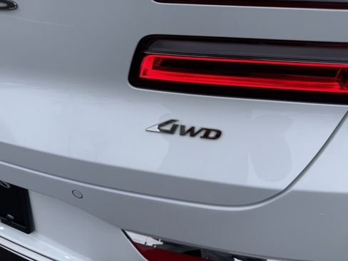 Used 2025 Genesis GV80 2.5T Prestige image 6