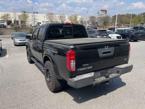 Used 2014 Nissan Frontier SV image 4