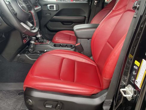 Used 2024 Jeep Wrangler Unlimited Rubicon 392 w/ Dual Top Group AWD/4WD image 17
