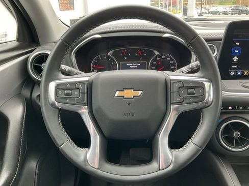 Certified 2023 Chevrolet Blazer LT w/ LPO, Black Grille Bar Package AWD/4WD image 3