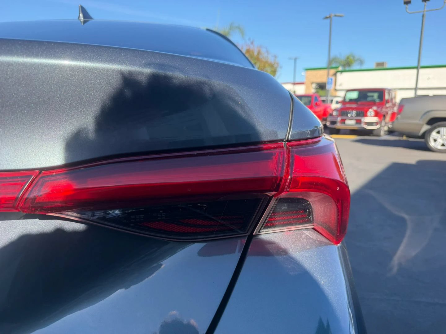 Used 2021 Toyota Avalon XLE FWD image 14