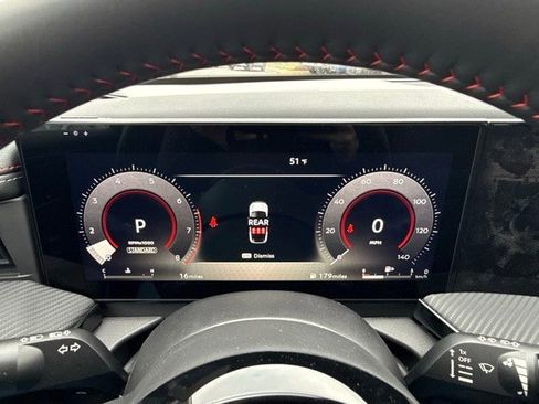 New 2025 Nissan Kicks SR image 27