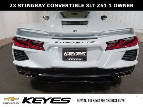 Used 2023 Chevrolet Corvette Stingray Premium Conv w/ Z51 Performance Package RWD image 7