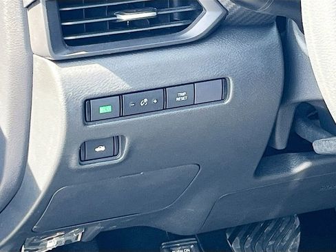 Used 2023 Nissan Sentra S FWD image 10