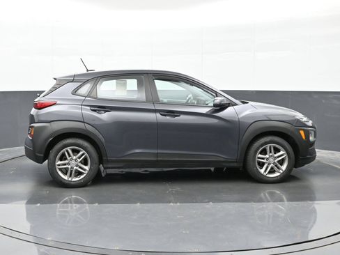 Used 2021 Hyundai Kona SE FWD image 9