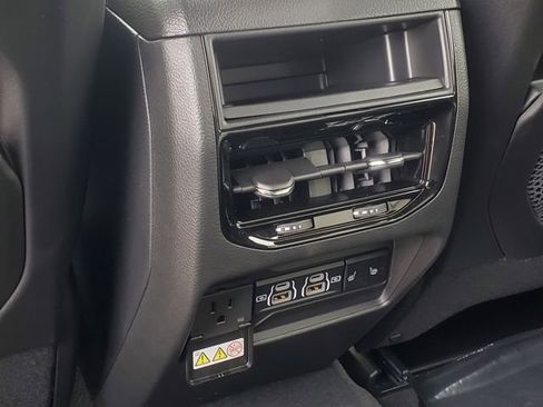 New 2025 Jeep Grand Cherokee Limited image 29