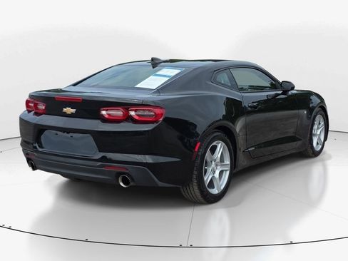 Used 2023 Chevrolet Camaro LT RWD image 6