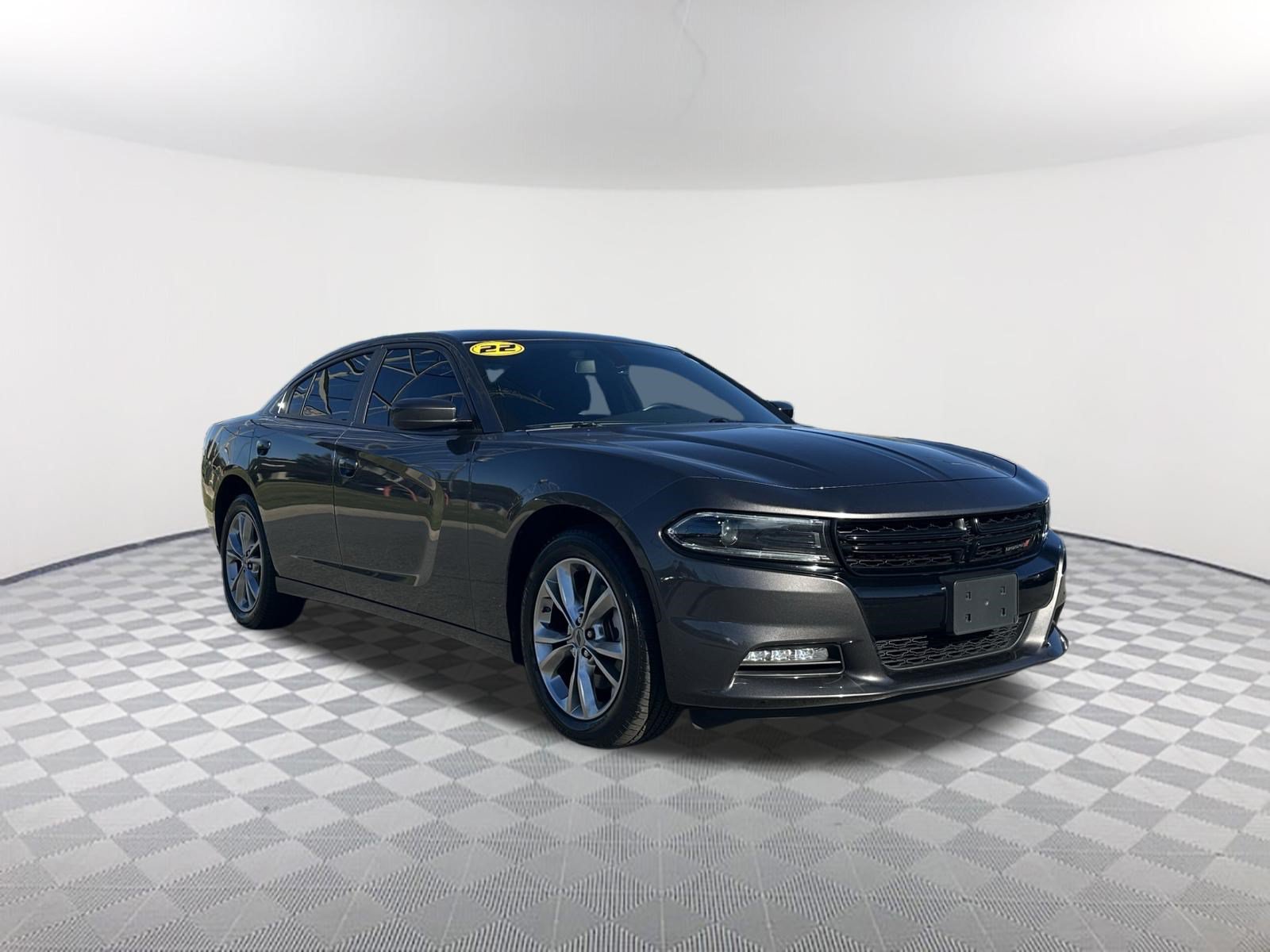 Used 2022 Dodge Charger SXT AWD/4WD image 3