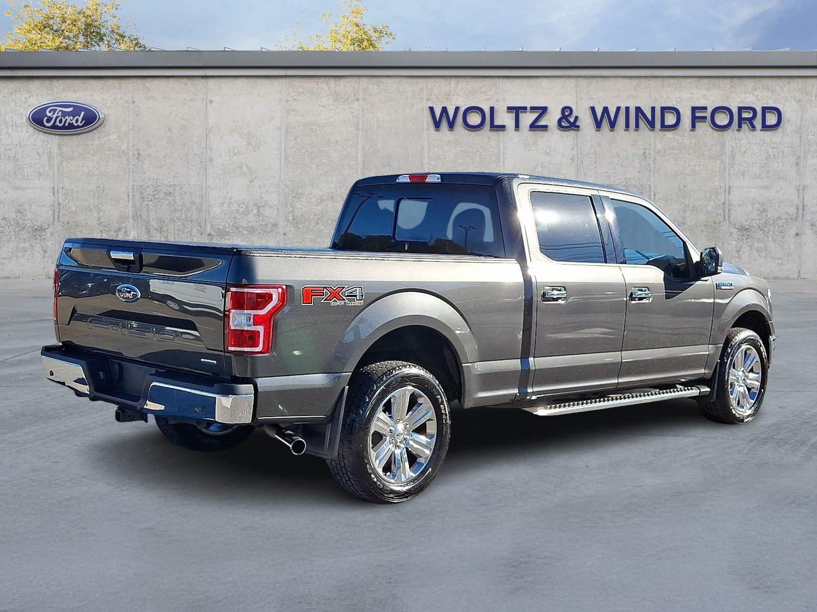 Used 2020 Ford F150 XLT w/ Equipment Group 302A Luxury AWD/4WD image 6