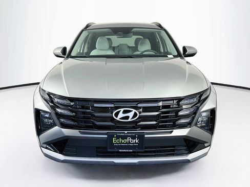 Used 2025 Hyundai Tucson SEL FWD image 2