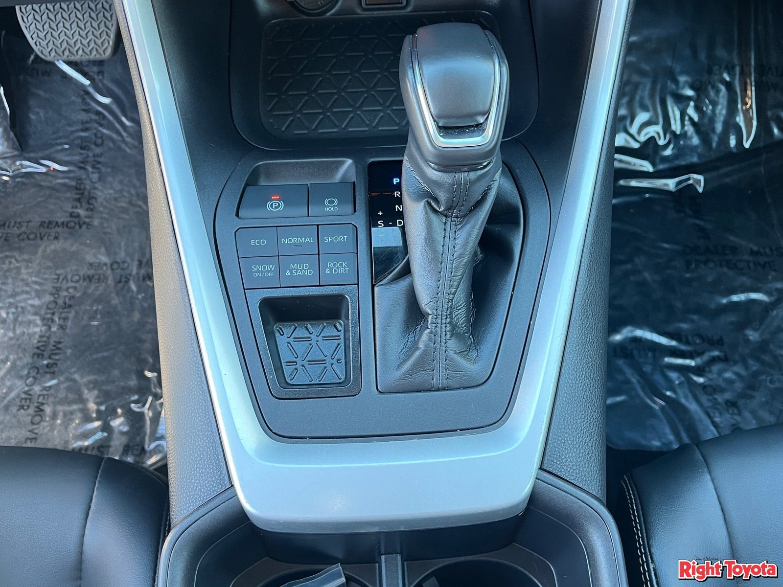Certified 2025 Toyota RAV4 XLE Premium AWD/4WD image 31