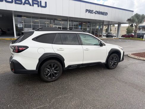 Used 2024 Subaru Outback Onyx Edition AWD/4WD image 3