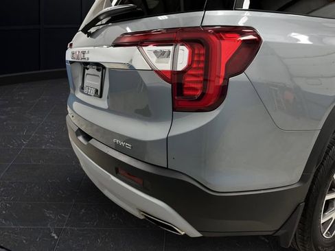 Used 2023 GMC Acadia SLE image 34