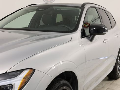 Used 2025 Volvo XC60 B5 Plus AWD/4WD image 48