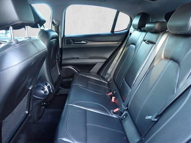 Used 2018 Alfa Romeo Stelvio Ti AWD/4WD image 10