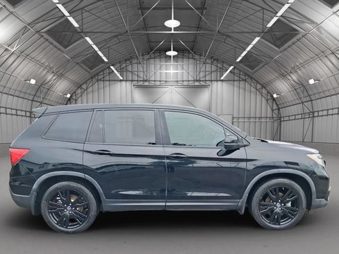 Used 2019 Honda Passport Sport image 4