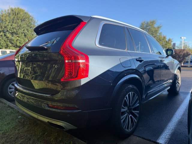 Used 2021 Volvo XC90 T6 Momentum w/ Climate Package AWD/4WD image 4