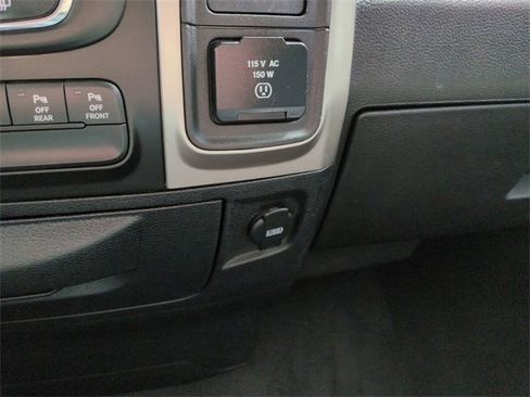 Used 2017 RAM 1500 Big Horn image 23