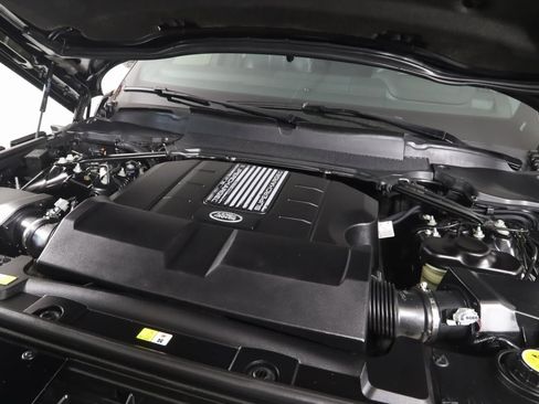 Used 2020 Land Rover Range Rover Autobiography image 17