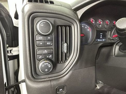 Used 2019 Chevrolet Silverado 1500 Custom w/ Custom Max Trailering Package AWD/4WD image 20