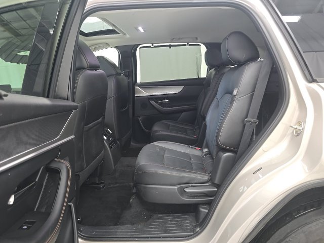 Used 2024 MAZDA CX-90 3.3 Turbo w/ Preferred Plus AWD/4WD image 5
