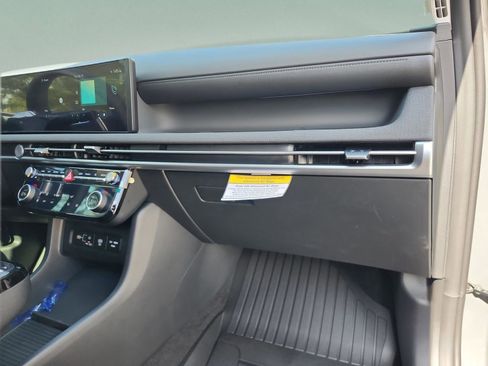 New 2026 Hyundai Tucson Limited image 21