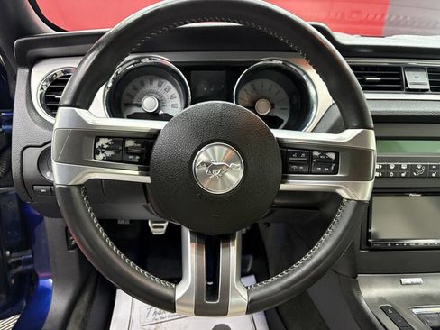 Used 2012 Ford Mustang Premium image 12