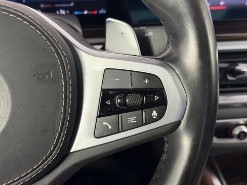 Certified 2025 BMW X6 xDrive40i w/ Premium Package image 27