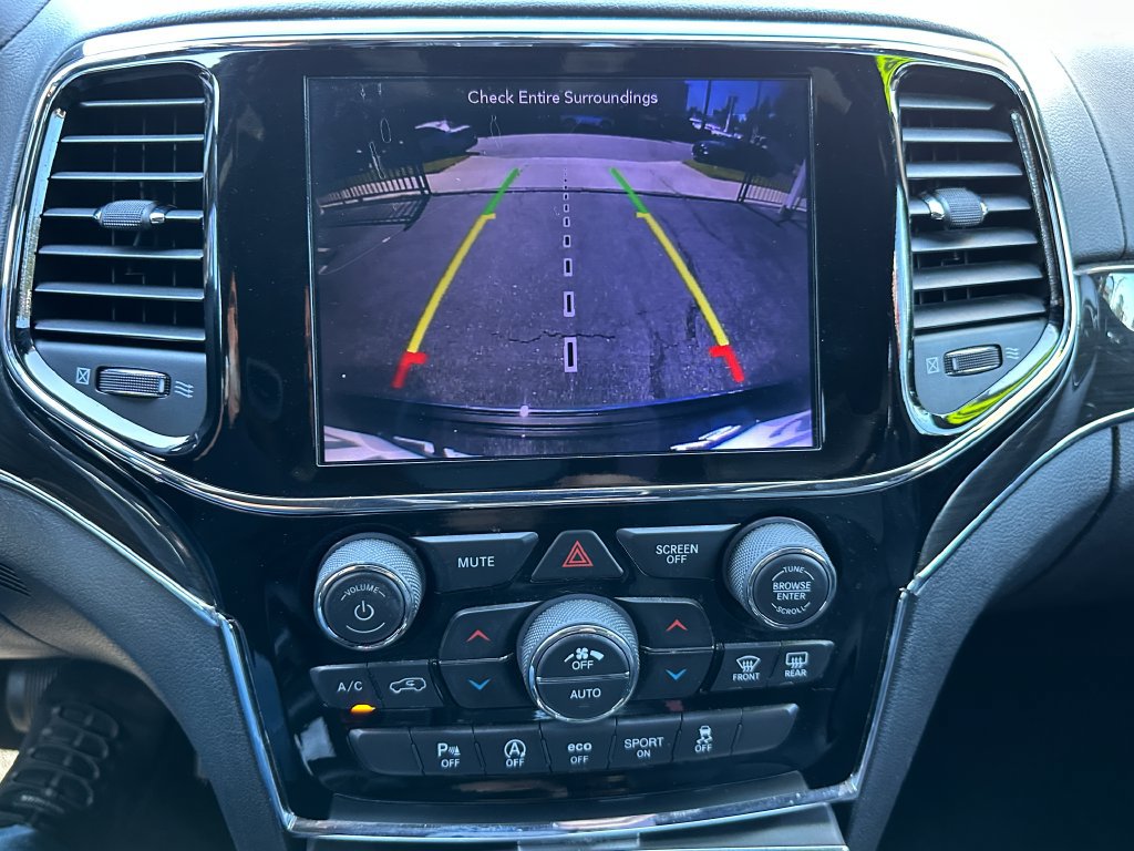 Used 2019 Jeep Grand Cherokee Overland AWD/4WD image 31