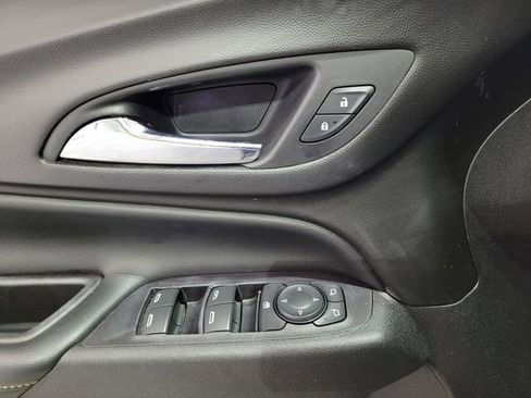 Used 2018 Chevrolet Equinox Premier image 48