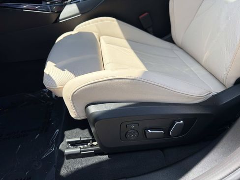 Used 2026 BMW X3 xDrive30i w/ Convenience Package AWD/4WD image 17