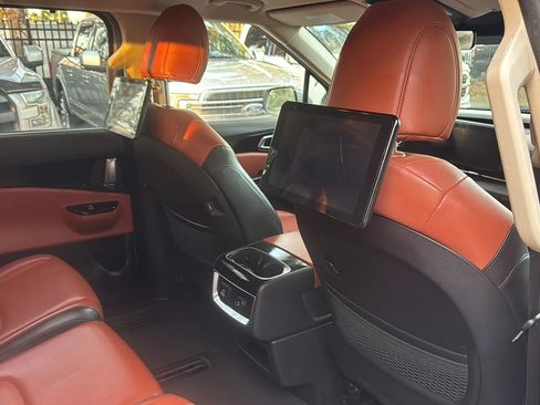 Used 2023 Kia Carnival SX FWD image 30