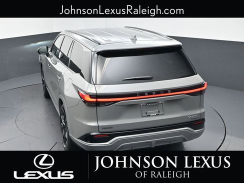 New 2026 Lexus TX 500h AWD image 26