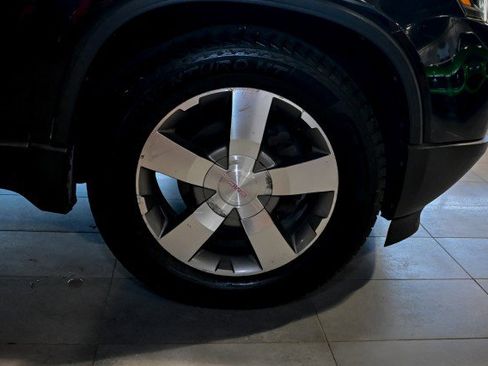 Used 2012 GMC Acadia SLT AWD/4WD image 32