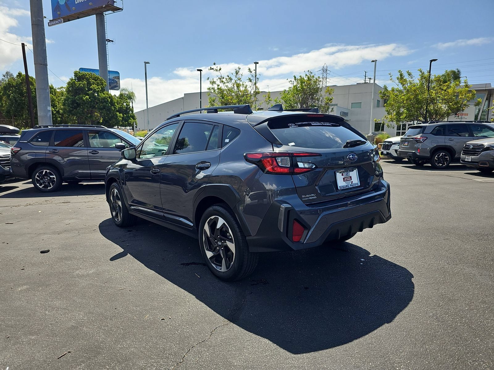 Used 2025 Subaru Crosstrek 2.5i Limited w/ Crosstrek Mirror Package AWD/4WD image 5
