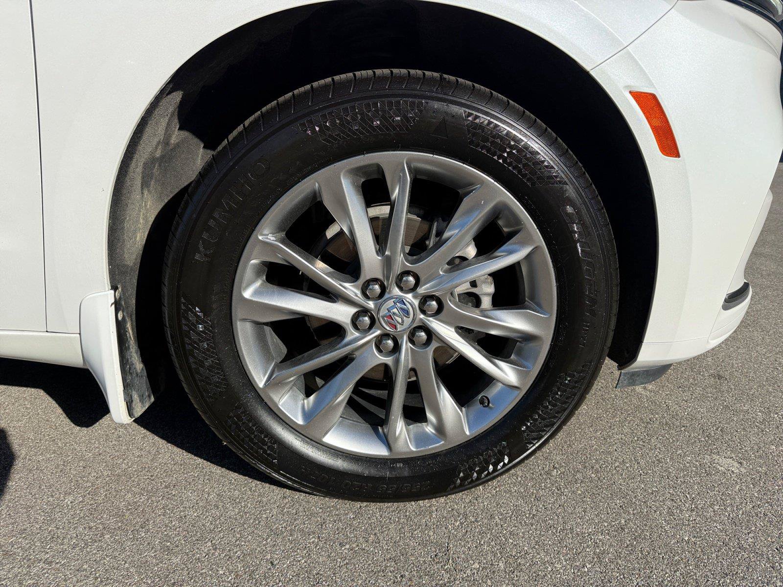 Used 2023 Buick Enclave Avenir w/ Trailering Package, 5000 lbs. AWD/4WD image 33