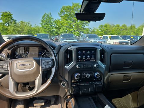 Used 2020 GMC Sierra 1500 Denali w/ Denali Ultimate Package AWD/4WD image 19