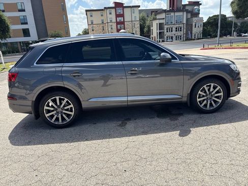 Used 2018 Audi Q7 3.0T Premium Plus w/ Premium Plus Package AWD/4WD image 6