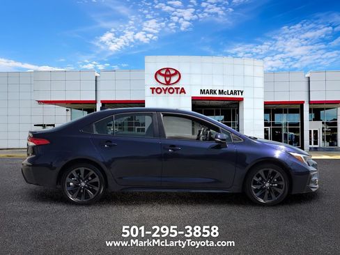 Used 2025 Toyota Corolla SE FWD image 6