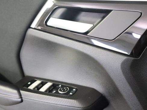 Used 2025 Mitsubishi Outlander ES AWD/4WD image 23