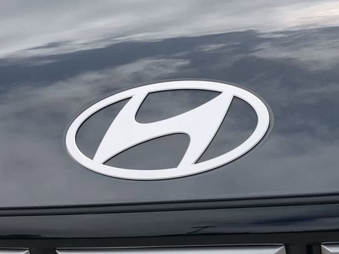 New 2026 Hyundai Santa Fe SE FWD image 12