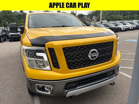 Used 2016 Nissan Titan PRO-4X w/ Pro-4x Convenience Package AWD/4WD image 2