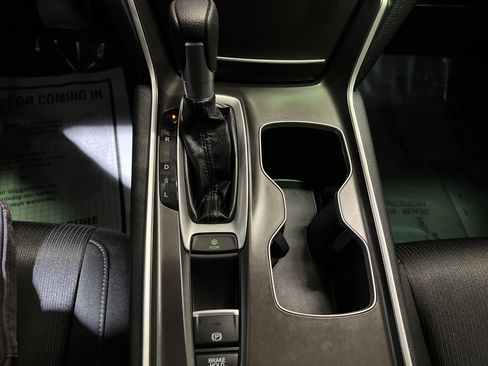 Used 2020 Honda Accord EX image 22